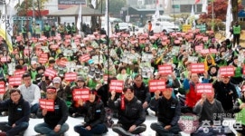 연일 급식대란…해고하라 對 임금인상