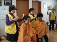 낭성면 자원봉사회, 사랑의 이·미용 봉사 펼쳐