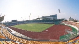 청주종합운동장 축구장 규격 미달 확인