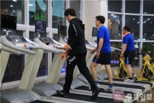 올해는 건강 지킨다…충북도내 헬스클럽 북적