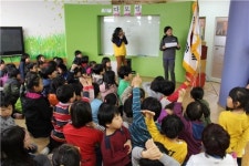 제천덕산초등학교 전교 어린이회 다모임눈길