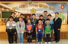 충주대미초 양궁, 금메달 이어가