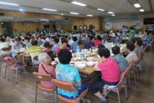 산남동 부녀회 삼계탕 제공