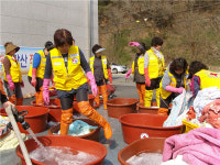 영동학산적십자봉사회, 사랑의 세탁봉사 실시
