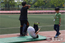 충북 일부 학교 인조잔디 중금속 오염 심각