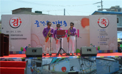 충주, 경로잔치 잇따라 열려