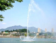 수위 낮아진 충주 호암지, 수경분수 가동 일시 중단
