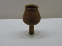 충주 조동리 출토 굽잔토기 20년만에 고향 나들이