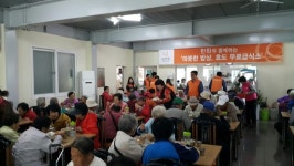 ㈜한화 보은사업장, 따뜻한 밥상, 효도 무료급식소 운영