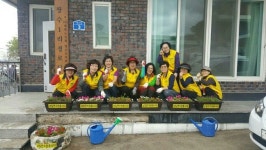 남일면 자원봉사대, 쌍수1리 마을회관 화단 조성