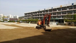 봉정초 아버지회, 학교 운동장 평탄화 작업