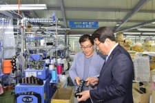 이화식품(제천공장) | 이근규 제천시장, 관내 입주 기업체 방문