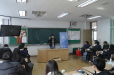 충북북부보훈지청, 칠금중서 턴투워드부산계기 추모행사