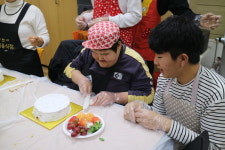 한국폴리텍 다솜고등학교 사랑의 케이크로 나눔 실천