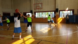 생활체육 봄바람… 인프라는 한겨울 