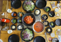 미친(味親) 사람들 - 청주 비하동 송어마을