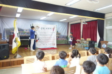 충주중앙탑초, 흡연예방 마술쇼 관람