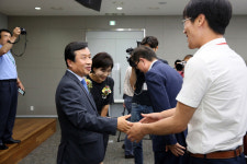 세종 신도시 건설 새 사령탑에 충주 출신 이원재 씨