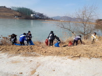 충주시, 비관리 낚시터 환경정화 나서