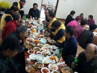 영동 양강면적십자봉사회, 사랑의 점심 제공