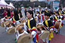 충주수안보초, 수안보 온천제에 참여