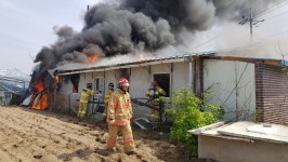 충주 한 주택서 불… 4천500여만 원 재산피해