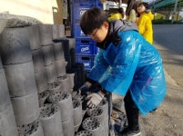 충주금가초RCY단원, 사랑의 연탄 나눔 실천