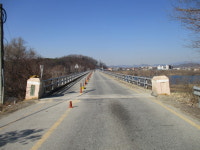 충주 5일 옛 목행대교 전면통제