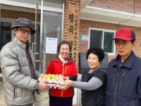 옥천군 군서면 평곡리 큰고을 농장, 군서면 경로당에 유정란