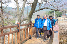 단성면 선암골생태유람길 걷기행사 열려