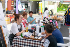 충주 청춘대로 청년몰 플리마켓 소시 개최