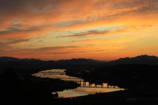 충주 일몰명소 건지마을