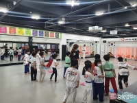 아이들 사라진 태권도장…예체능학원 위기