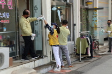 영동군 , K-방역 모범 지자체효과와 안정성 보장