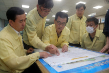 이시종 충북도지사 신속 복구로 도민 아픔 달래야