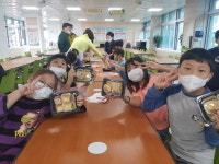 영동 추풍령초 추석 맞이 월병 만들기요리교실 운영
