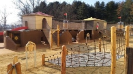 충북도유아교육진흥원 자연놀이터 눈길