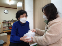 청주 우아한돈돈식당, 곰탕 도시락 나눔