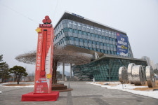 세종시청 주차장,평일 오전 8시~오후 7시 외엔 무료 개방