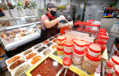 母子 사장님 맛의 비결은 신선함