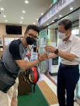 국민건강보험공단 제천단양지사, 방문 민원인에게 얼음생수 제공