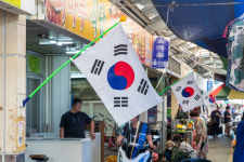 증평 장뜰시장에 태극기 거리 조성