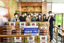 청주 산남동지역사회보장협, 경로당에 부식품 후원