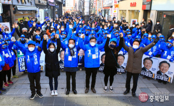 대선 사전투표 앞둔 주말 ‘맞불’ 유세