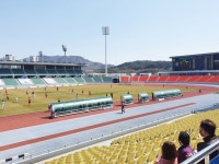 충주종합운동장 주경기장 전면 개방