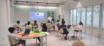 청주흥덕도서관 행복 IT존에서 다양한 과학프로그램 체험 운영