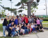 충주 연수사랑나눔회, 홀몸노인 코로나 블루 효도 여행