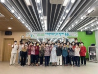 제천시실버복지관 지역 어르신과 함께 춤을