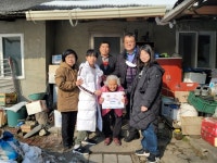 충주 용원초등학교 학생자치회, 마을 어르신께 성금 전달