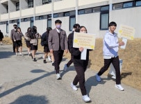 충주 충원고 신입생 적응 프로그램 눈길
